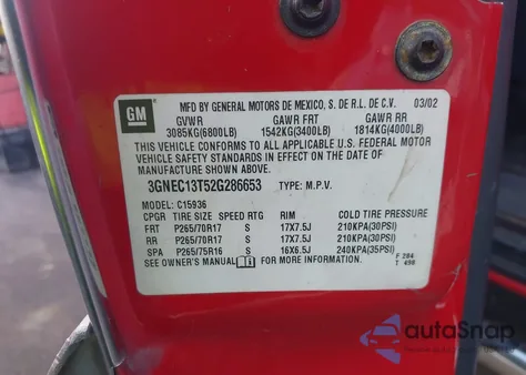 2002 Chevrolet Avalanche 1500 from USA, damaged, VIN 3GNEC13T52G286653